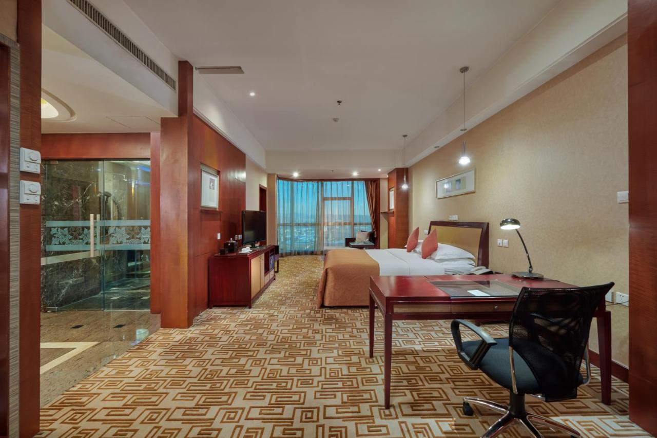 Empark Grand Hotel Kunming Kültér fotó